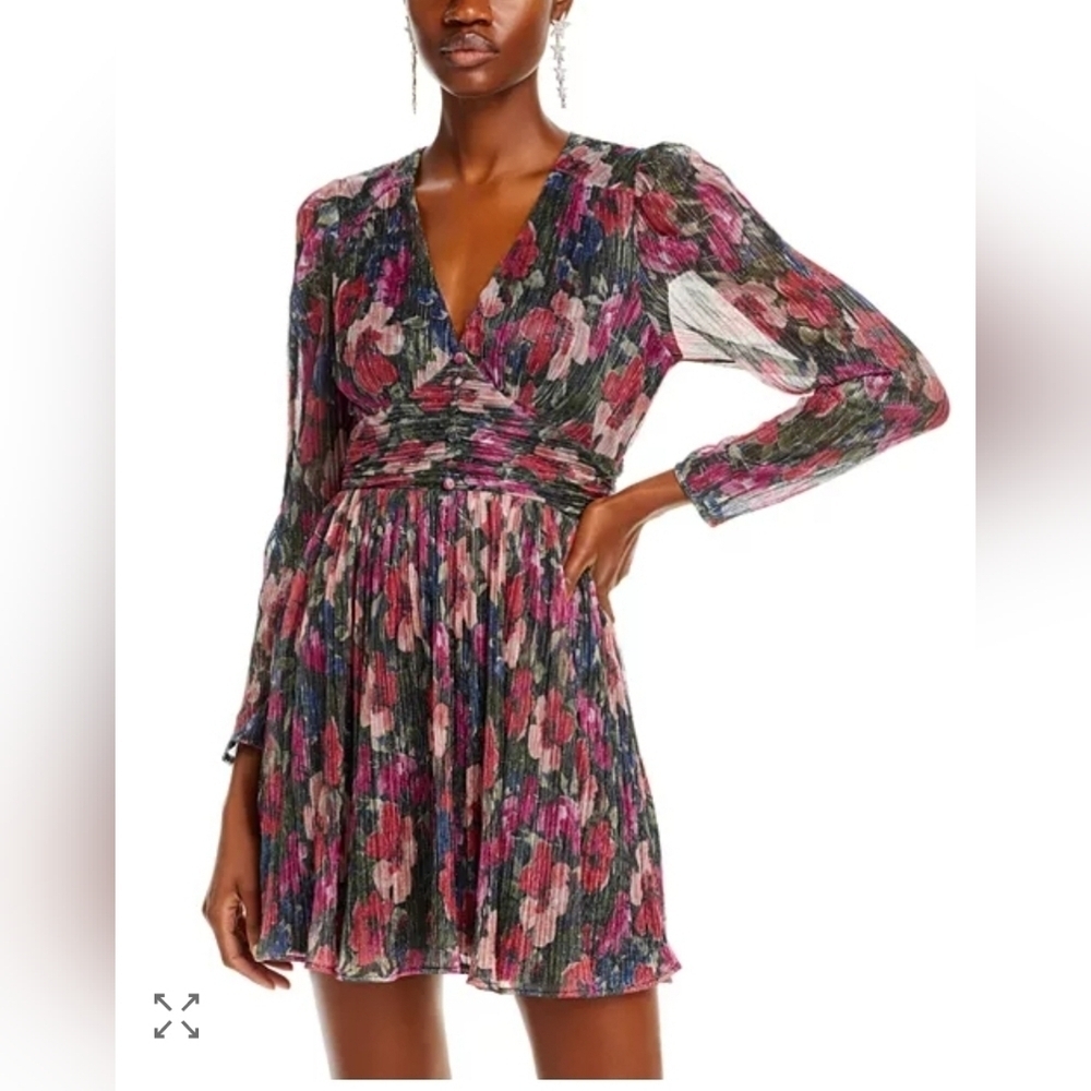 Aqua Women’s Long Sleeve Metallic Pleated Floral Party Cocktail Mini Dress M